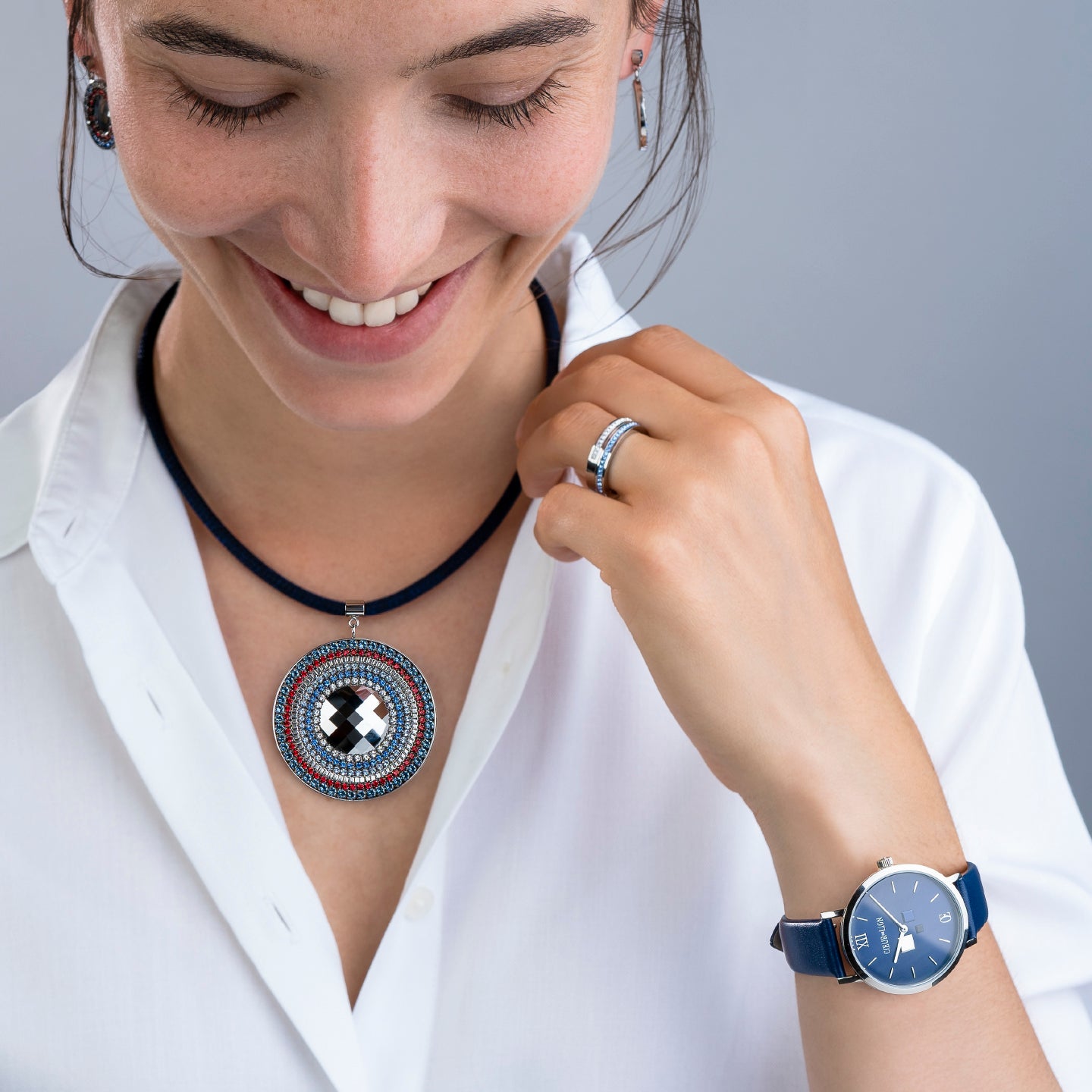04 Watch Round Blue Sunray Leather Strap in Indigo Blue