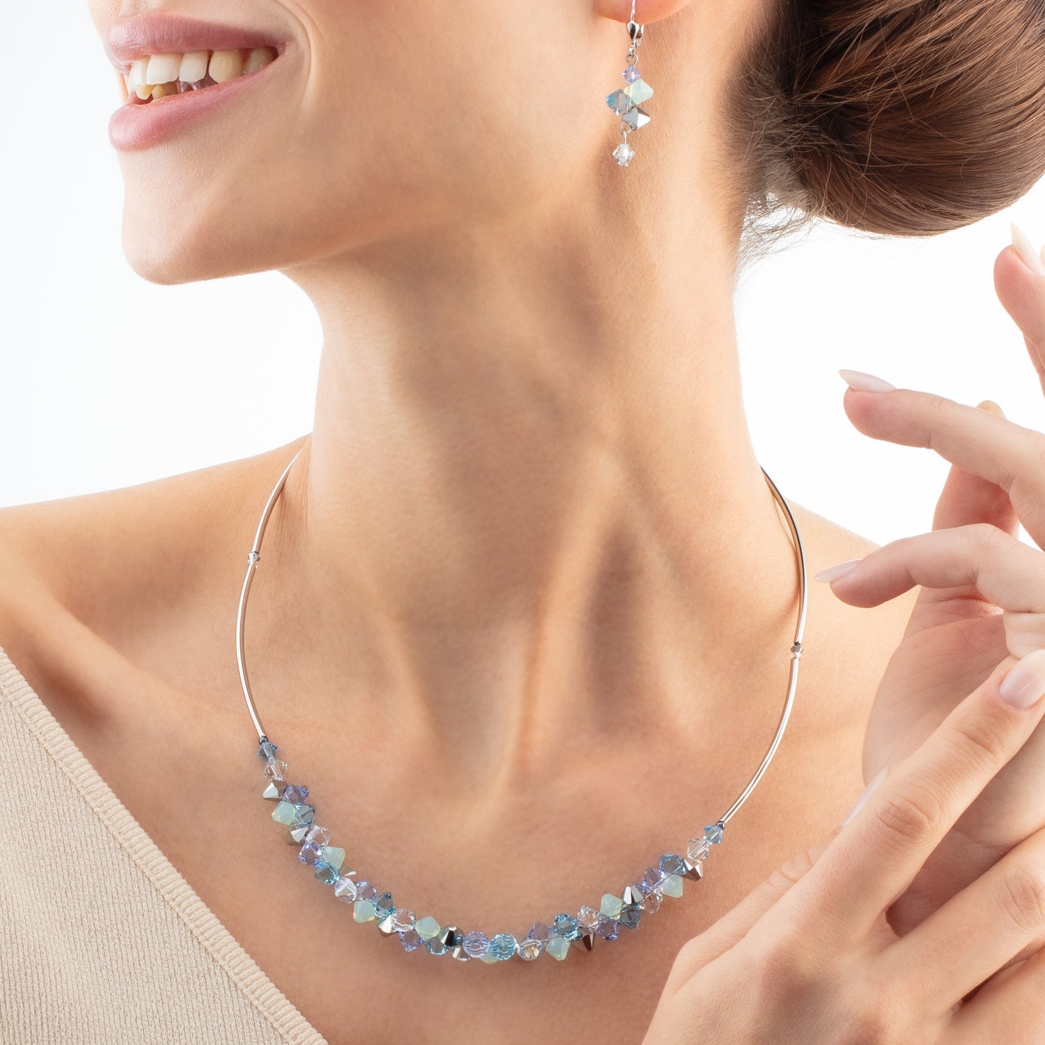 Necklace Dancing Crystals silver-blue