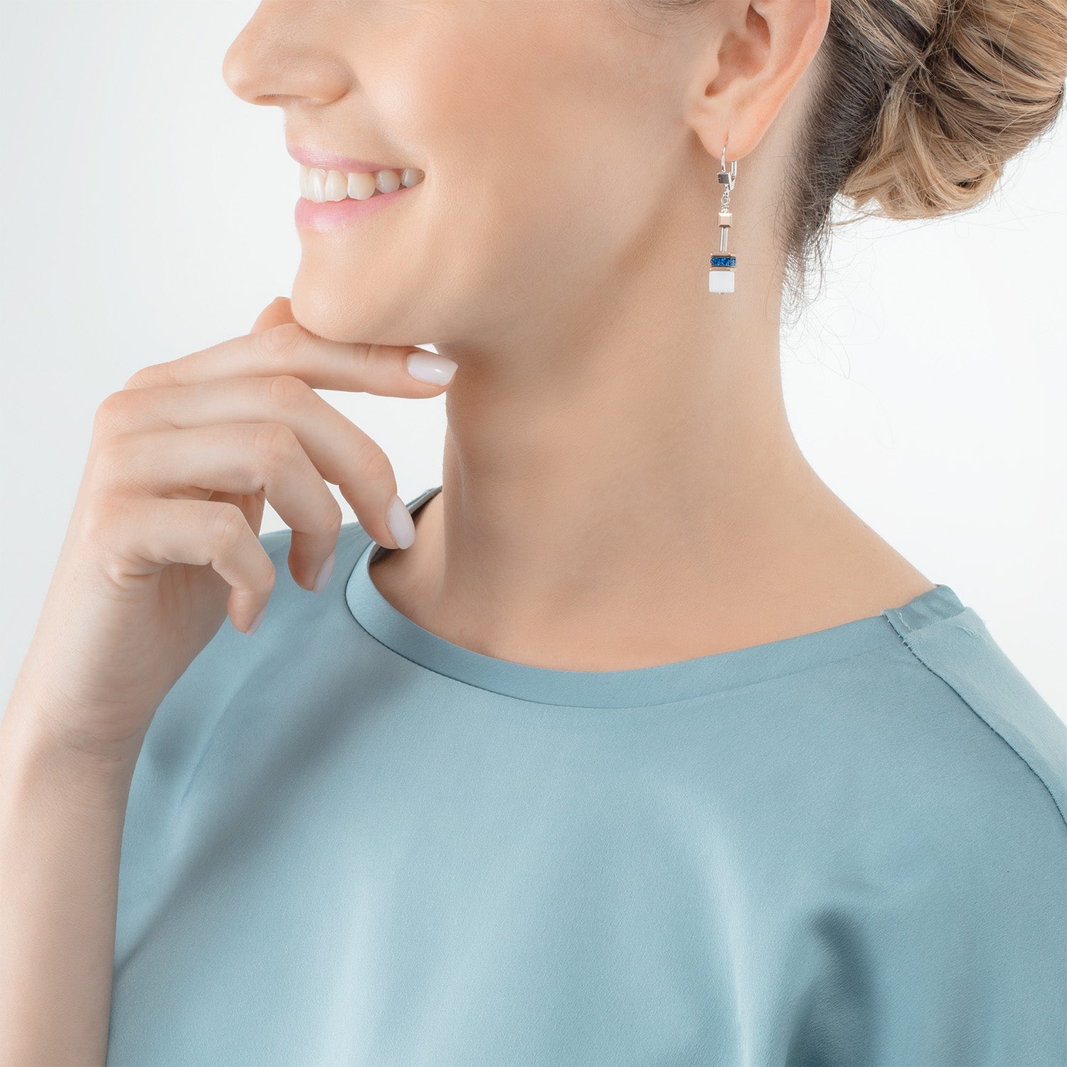 GeoCUBE® Iconic earrings Capri Blue