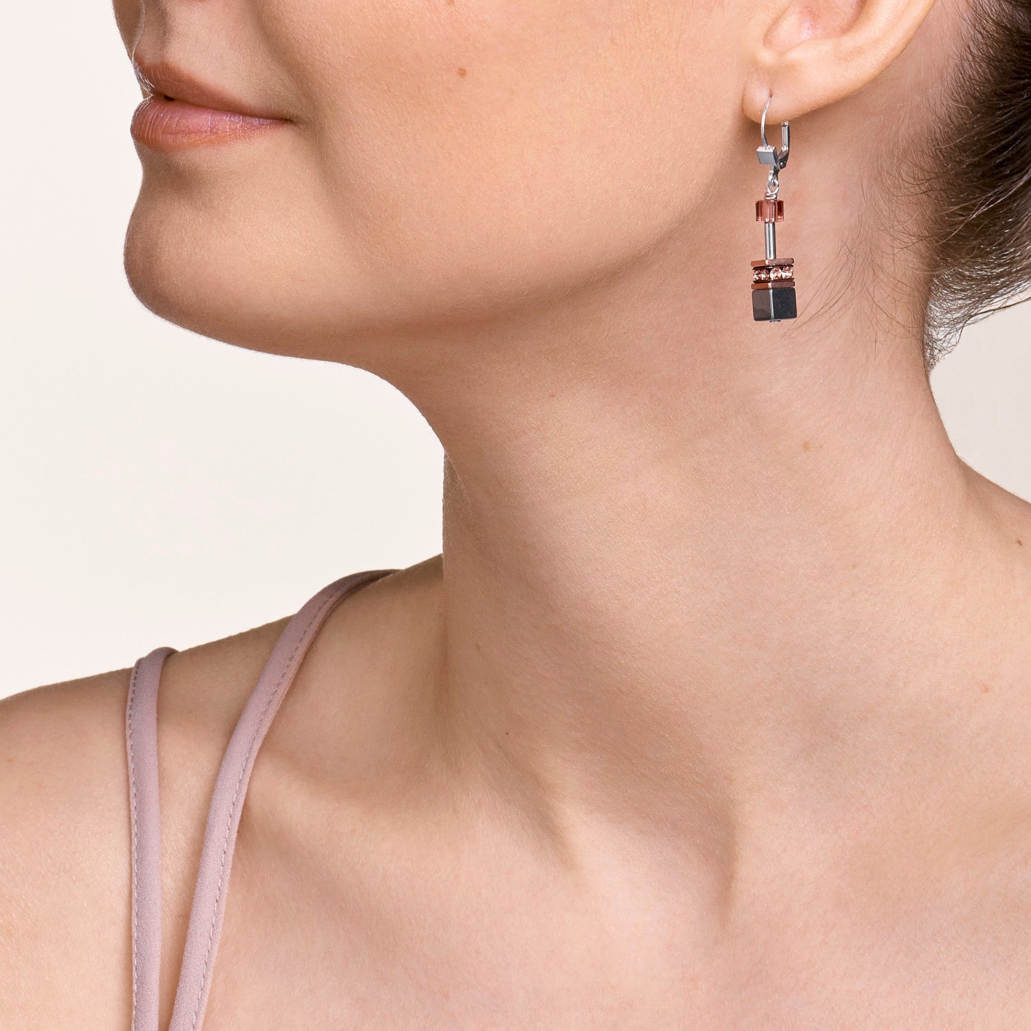GeoCUBE® Earrings antique pink
