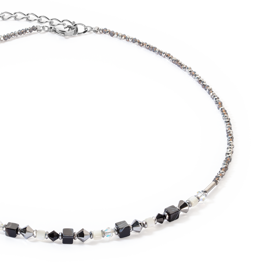 Princess Shape Mix necklace black-white