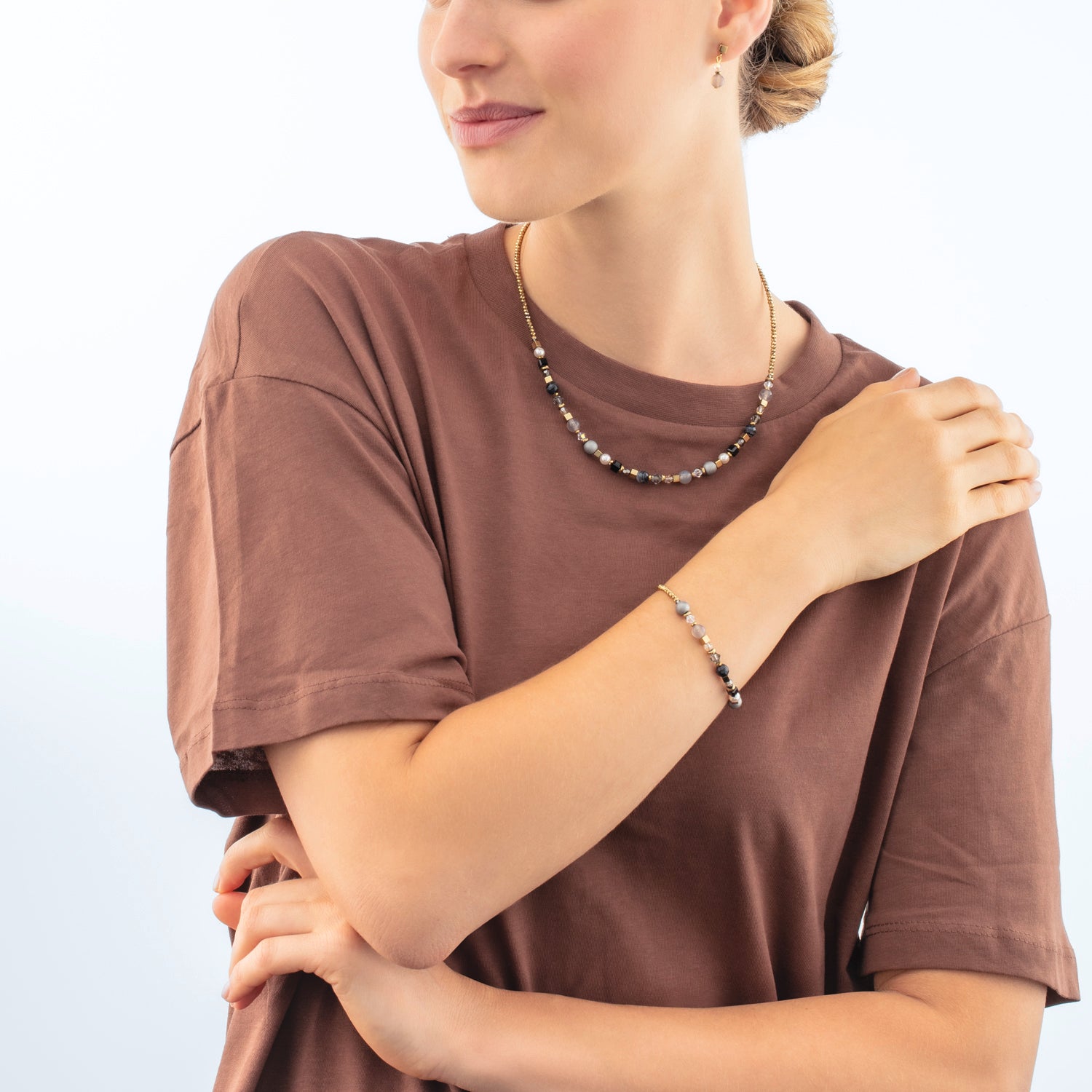 Festive Spheres bracelet gold-graphite