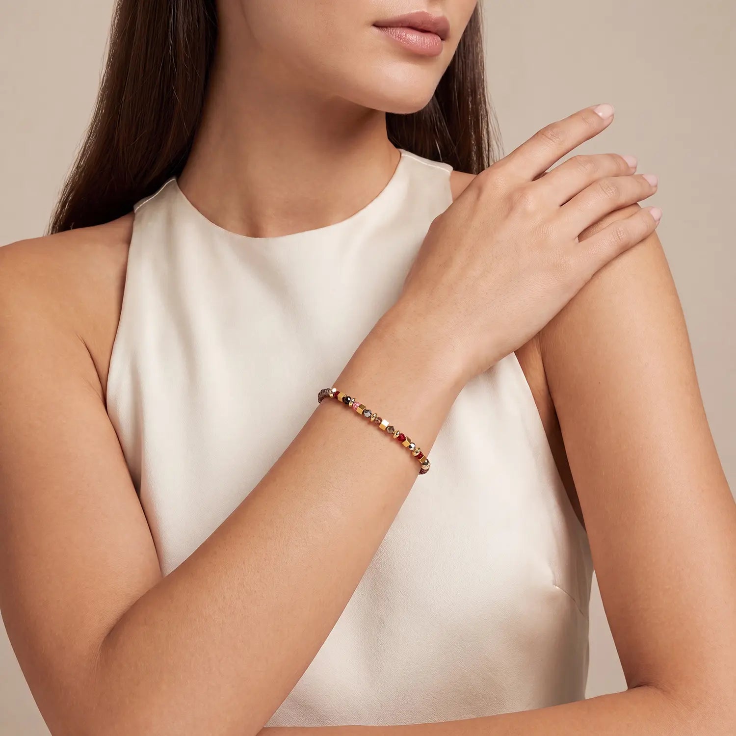 COEUR DE LION Bracelet Golden Whisper brown-red – on model