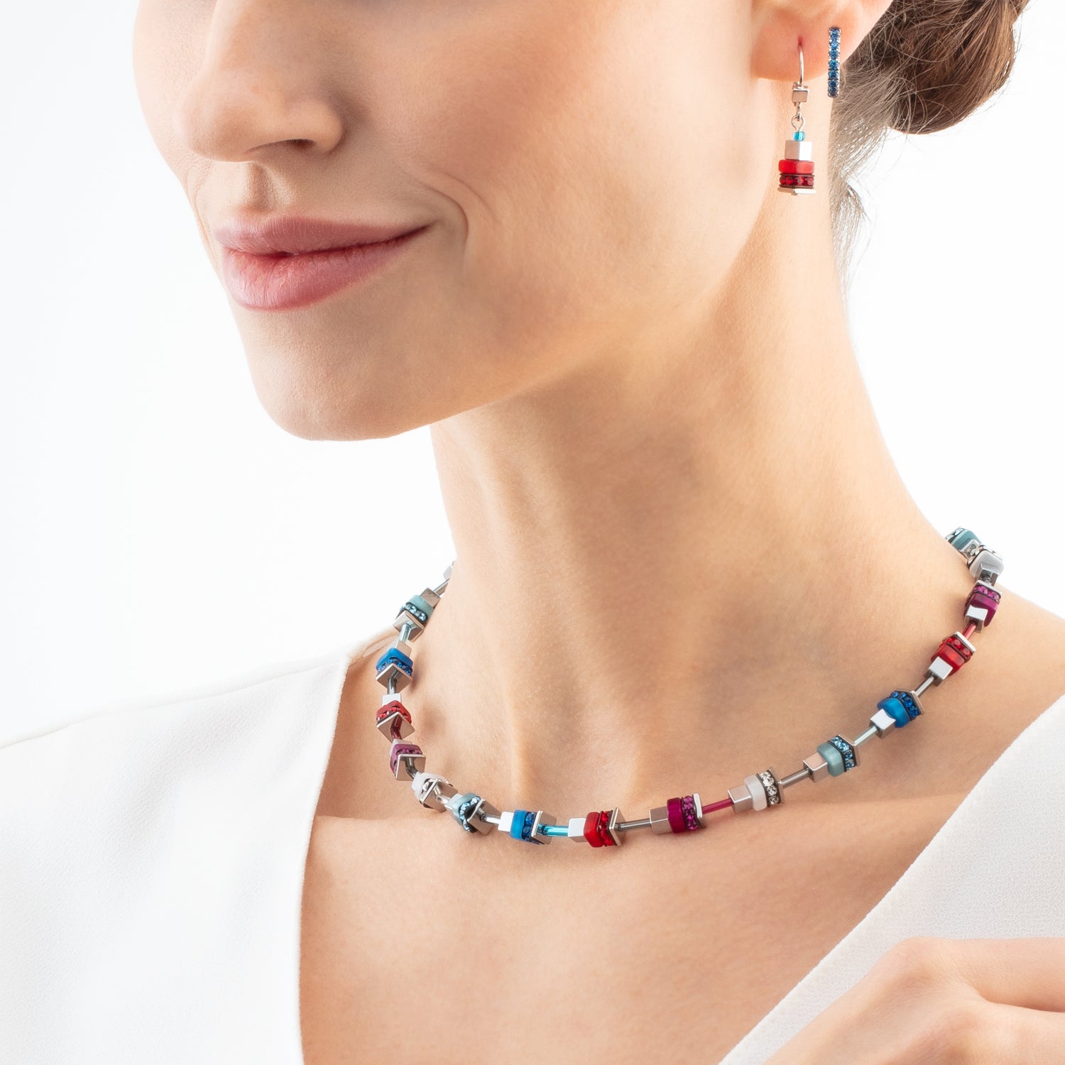 Earrings Modern Future Cube blue-red