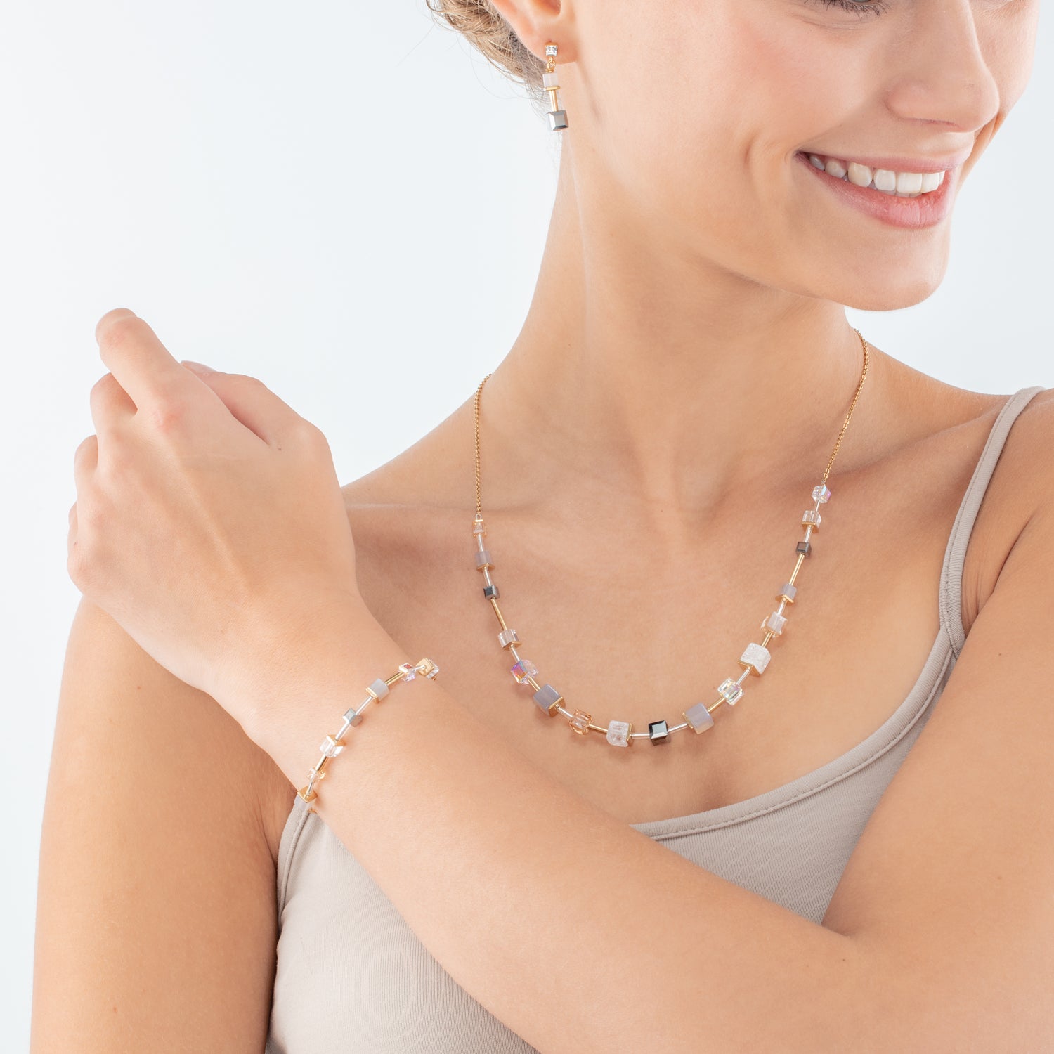 GeoCUBE® Precious Slider Closure bracelet gold grey