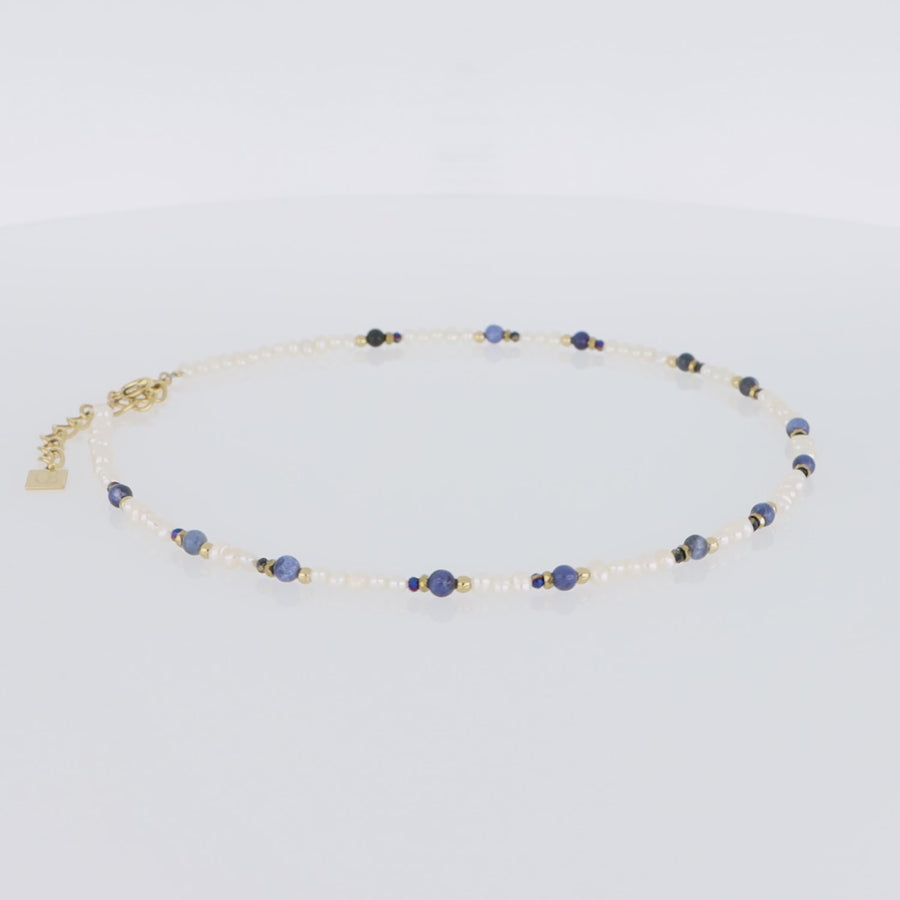 Necklace Flow Freshwater Pearls & Sodalite gold