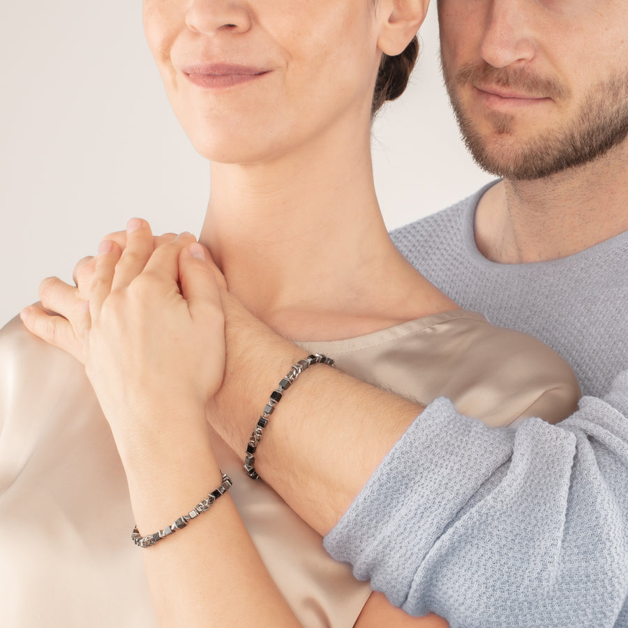 Unisex bracelet cubes & chain black