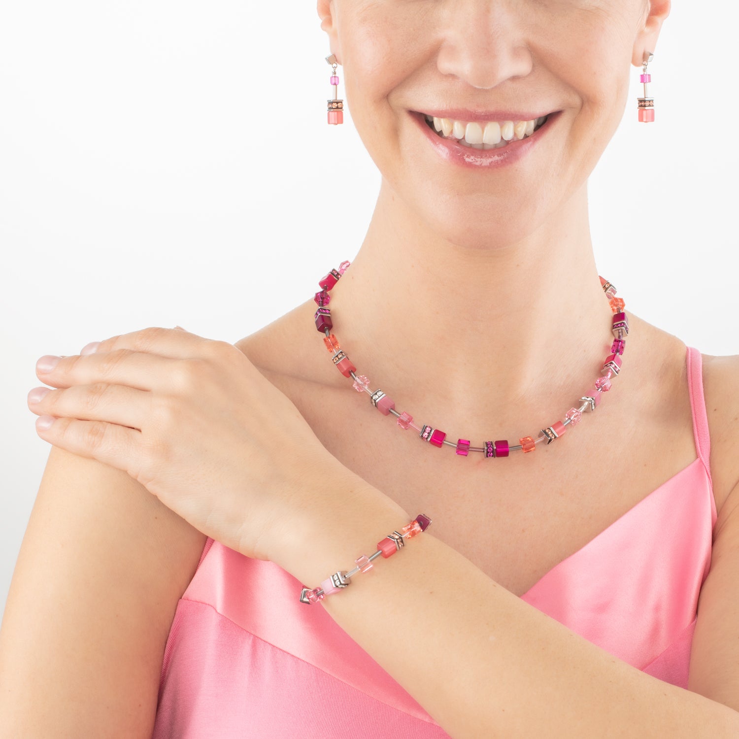 GeoCUBE® Iconic necklace Viva Magenta