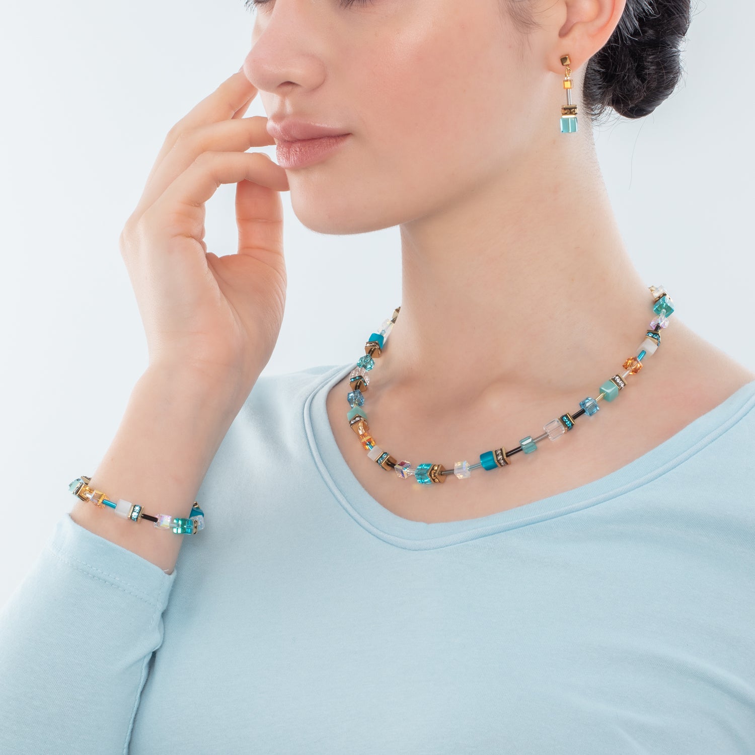 GeoCUBE® Iconic necklace gold turquoise